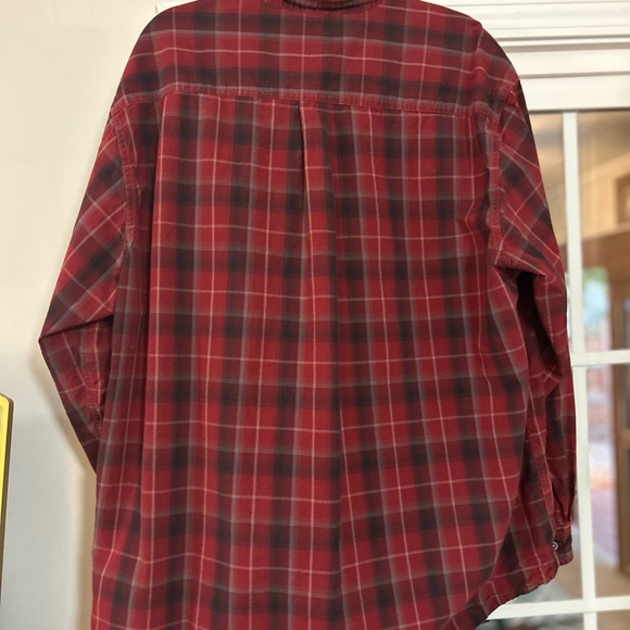 Mens XL Carhartt Button Up Flannel Shirt Red Striped 100% Cotton - Picture 2 of 6